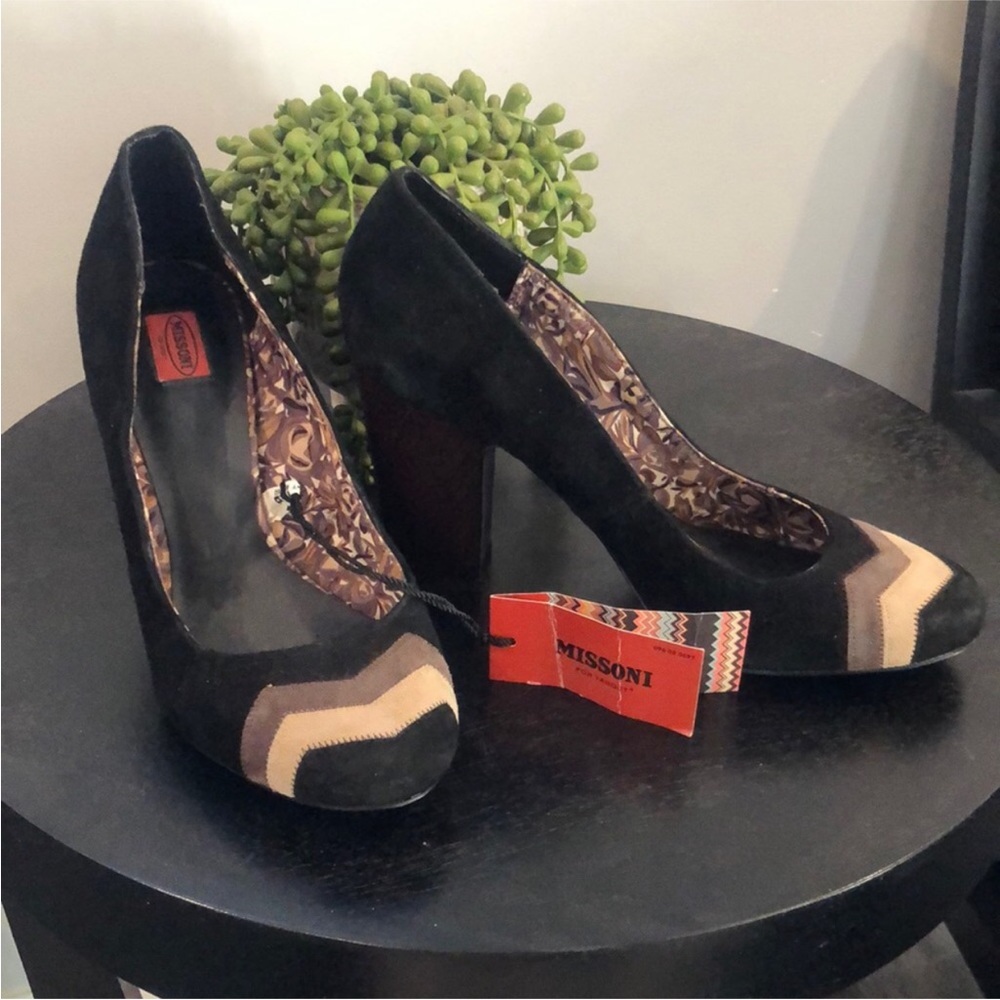 SOLD Missoni for Target Black Suede Pumps New w/Tags Never Worn Size 9